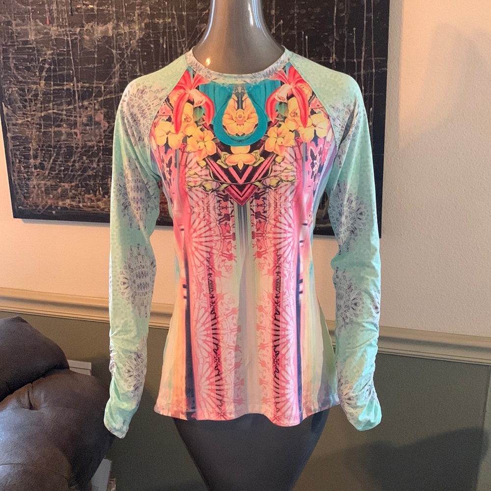 CALIA by Carrie Underwood Rash Guard